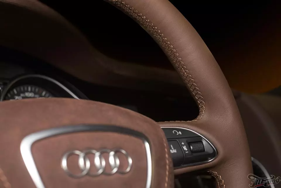 Audi Q7. Детейлинг полировка и пошив руля в кожу!